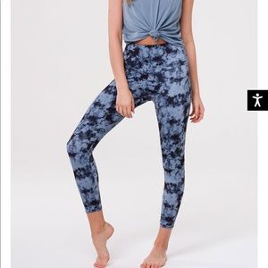 Onzie Legging / Tights